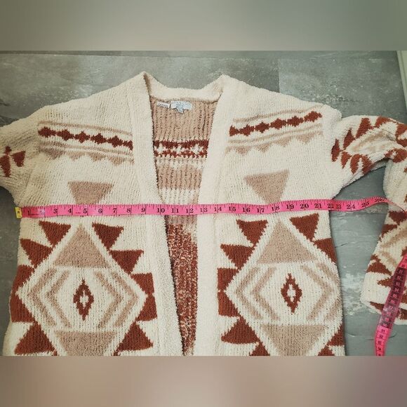 NWOT Warm & Cozy Open Front Cardigan Sweater. Cream, Brown. Geometric. Boho. M. - Picture 10 of 10